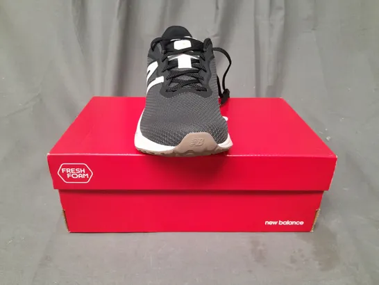 BOXED PAIR OF NEW BALANCE FRESH FOAM TRAINERS IN DARK SAGE UK SIZE 7.5