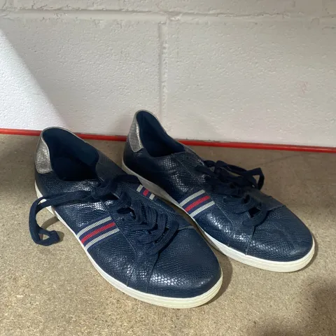 PAIR OF DUNE LONDON NAVY TRAINERS SIZE 42