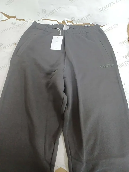 GYMSHARK LOOPBACK SWEAT JOGGER IN LARGE