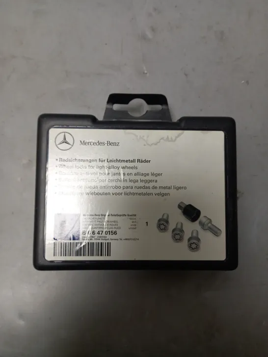 MERCEDES BENZ WHEEL LOCKS NUTS 