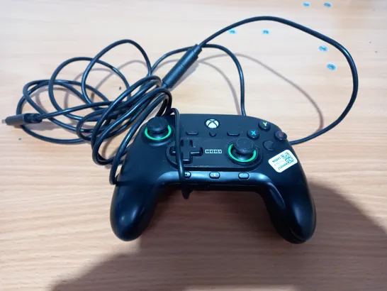 HORI XBOX CONTROLLER 