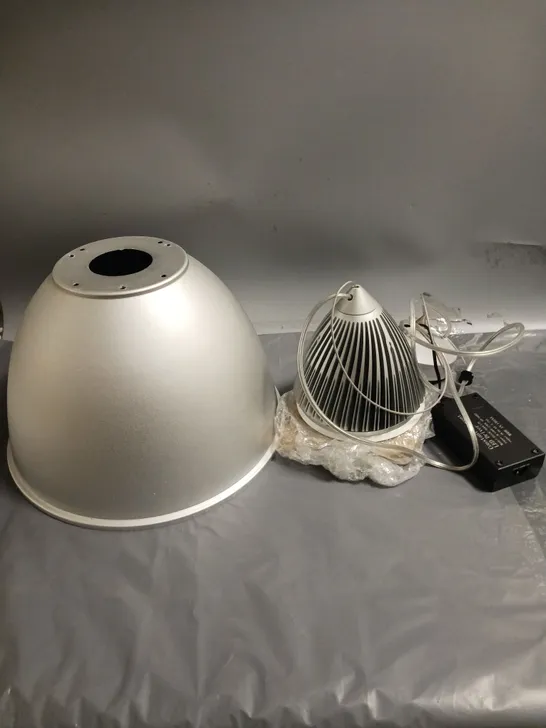 LOT CONTAINING A LARGE QUANTITY OF DOWNLIGHTS AND ELECTRICAL INSERTS IN VARIOUS COLOURS