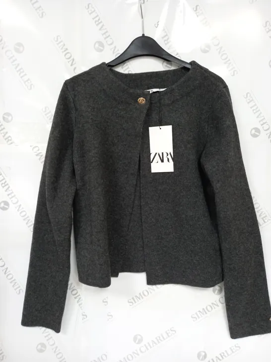 ZARA SINGLE BUTTON LONG SLEEVE TOP IN DARK GREY - EU SMALL