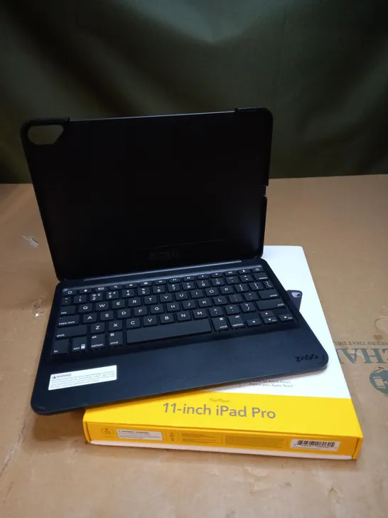 ZAGG FOLIO 11" IPAD PRO WIRELESS KEYBOARD & CASE