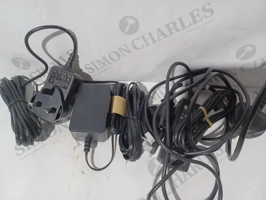 APPROXIMATELY 10 ASSORTED POWER ADAPTORS AND ELECTRICAL CABLES