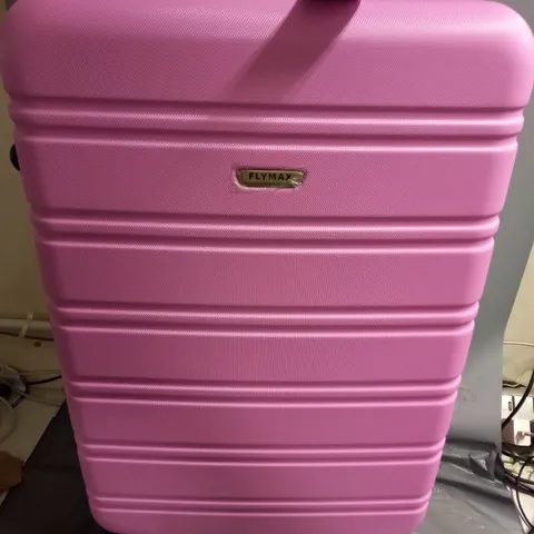 FLYMAX 106L CAPACITY SUITCASE IN PINK