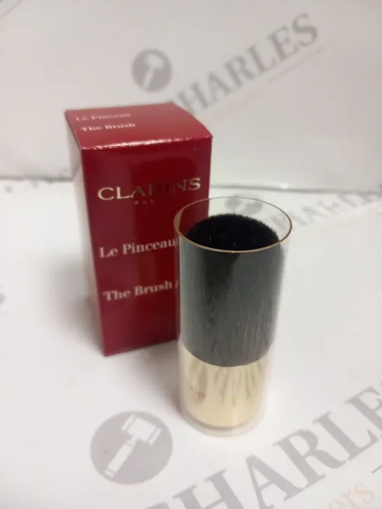 APPROXIMATELY 16 BOXED CLARINS LE PINCEAU THE BRUSH