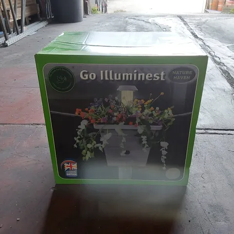 BOXED ILLUMINEST 3-IN-1 BIRD BOX, PLANTER, AND SOLAR GARDEN LIGHT