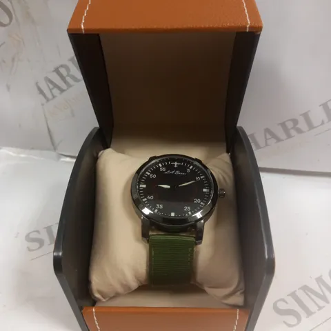 LA BANUS BLACK DIAL GREEN FABRIC STRAP WATCH 