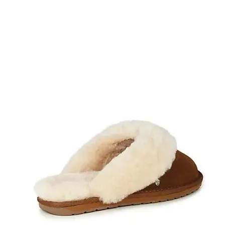 EMU NEST SHEEPSKIN SLIPPERS SIZE 4