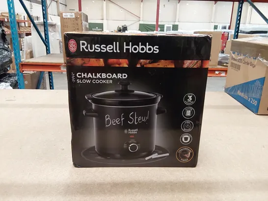 BOXED RUSSELL HOBBS 3.5L CHALKBOARD SLOW COOKER (1 BOX)