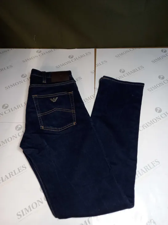 EMPORIO ARMANI DARK DENIM JEANS SIZE W28 L32