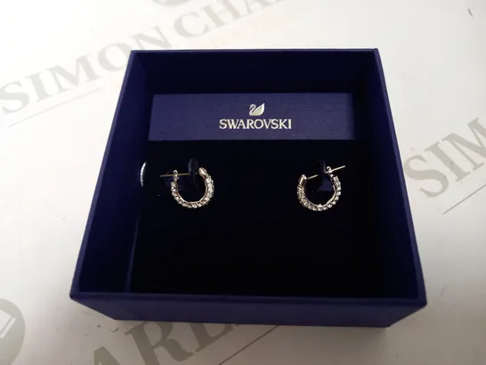 SWAROVSKI STONE EARRINGS