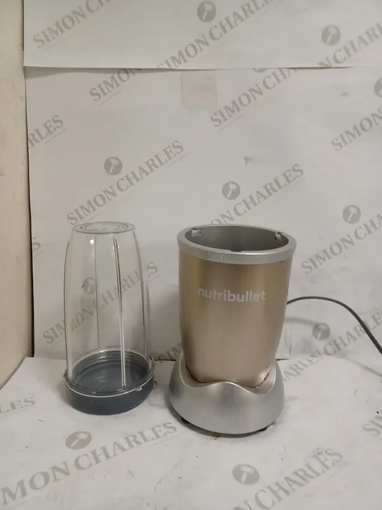 NUTRIBULLET 900W BLENDER CHAMPAGNE MULTI-FUNCTION SMOOTHIE MAKER