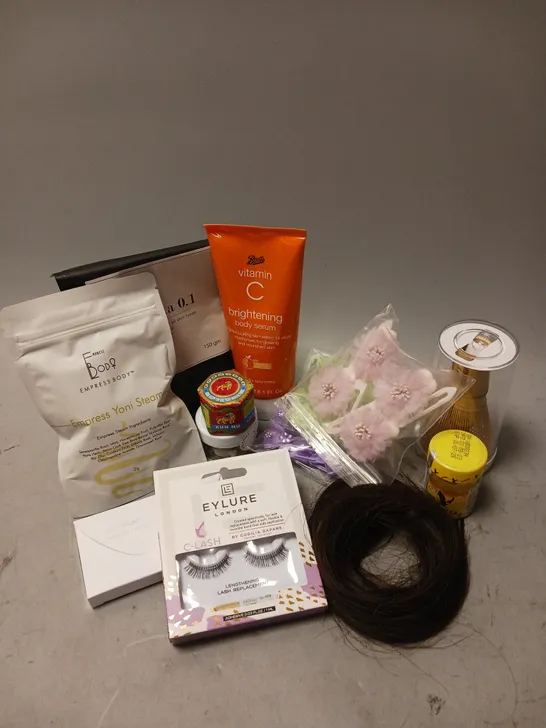 BOX OF APPROXIMATELY 12 COSMETIC ITEMS TO INCLUDE - EMPRESS BODY YONI STEAM - EYLURE FALSE LASHES - AGE LOC GALVANIC SPA FACIAL GELS - ETC