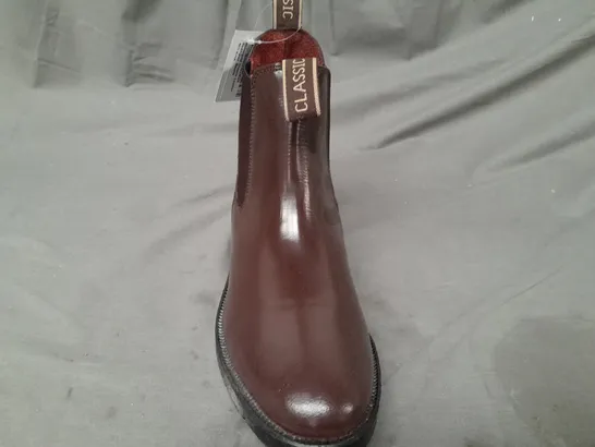 BOXED PAIR OF RHINEGOLD JODHPUR BOOTS IN DARK BROWN SIZE 8