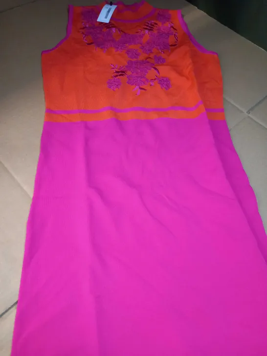 KAREN MILLEN FUCHSIA/ORANGE BODYCON MAXI DRESS - LARGE