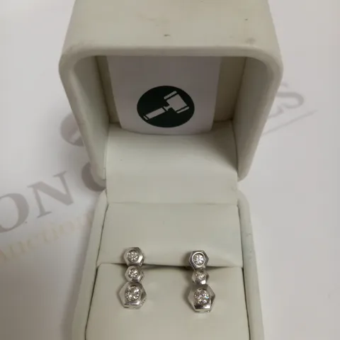 DESIGNER 18CT WHITE GOLD DROP EARRINGS SET WITH DIAMONDS WEIGHING +-0.51CT