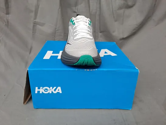 BOXED PAIR OF HOKA U BONDI 8 TS SHOES IN GREY/GREEN UK SIZE 6