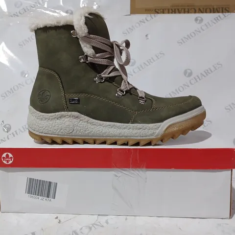 BOXED PAIR OF RIEKER WARM HIKING BOOTS, KHAKI - SIZE 7.5