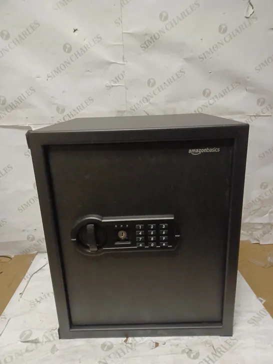 AMAZON BASICS HOME SAFE 