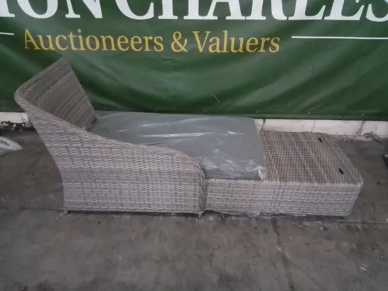 GARDEN OUTDOOR CHAISE LOUNGE WITH CUSHIONS 