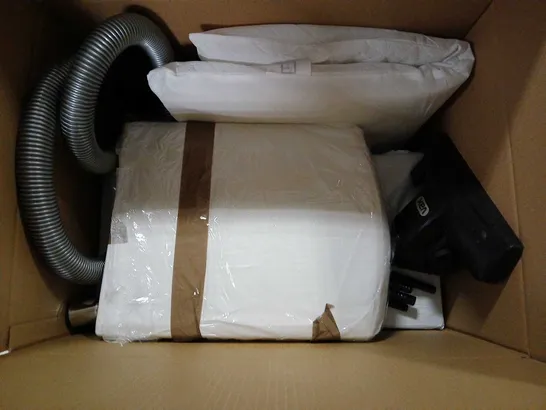 APPROXIMATELY 5 ASSORTED ITEMS TO INC.UDE TOILET SEAT, CUSHION, VAX VAC PART, ETC