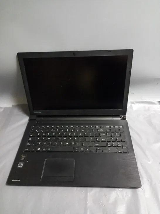 TOSHIBA SATELLITE PRO R50-B 15 INCH I3-4005U 1.70GHZ