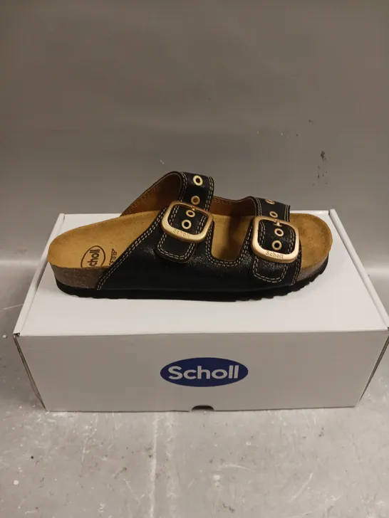 BOXED PAIR OF SCHOLL LEATHER SOFTSTEP OPEN TOE SHOES - 6