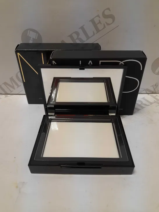 LOT OF 2 NARS LIGHT REFLECTING PRESSED SETTING POWDERS - TRANSLUCENT CRYSTAL 