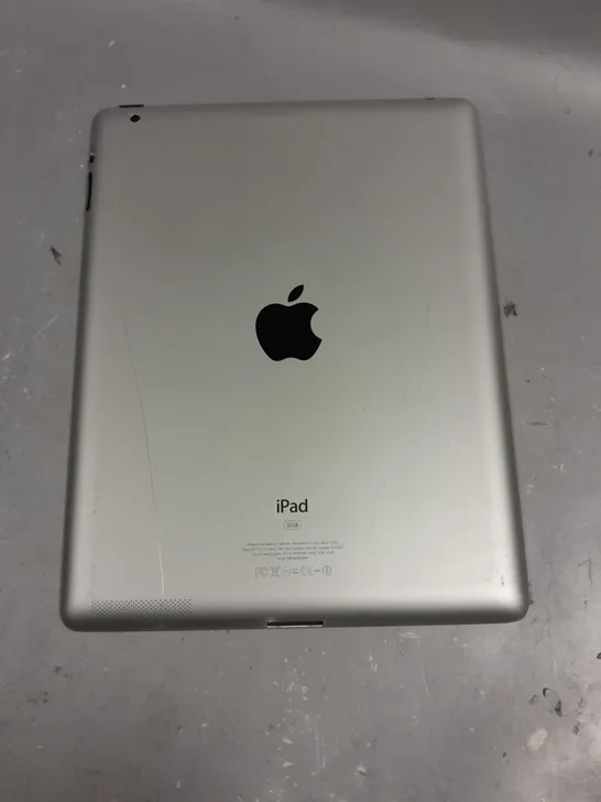 UNBOXED APPLE IPAD 32GB - A1395