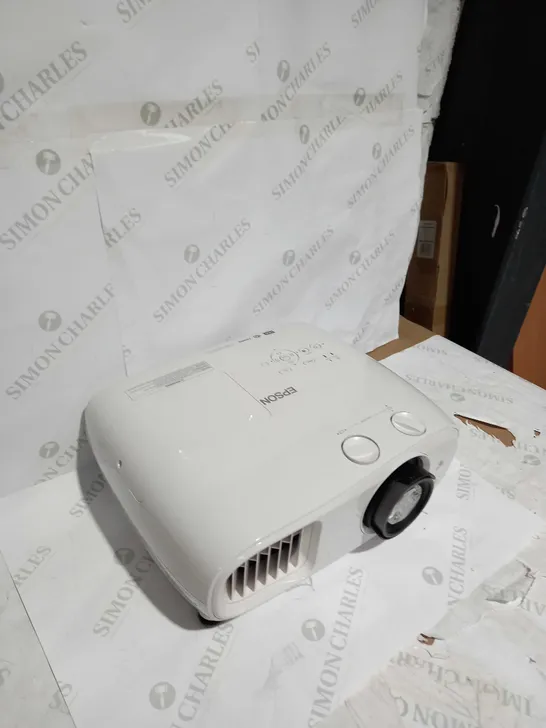 BOXED EPSON EH-TW7000M HOME PROJECTOR