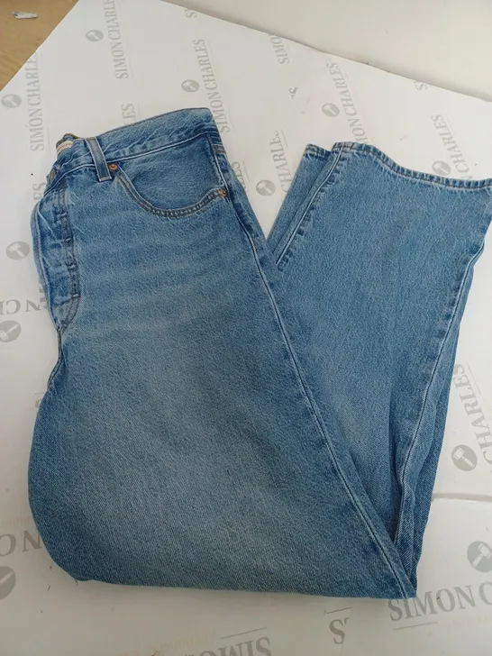 LEVI RIBCAGE STRAIGHT DENIM JEANS SIZE 31/29