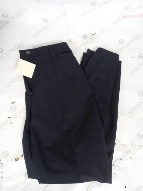 HOUSE OF BRUAR CLASSIC SLACK TROUSERS IN NAVY SIZE 14R