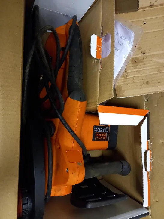 BLACK & DECKER 2000W CHAIN SAW