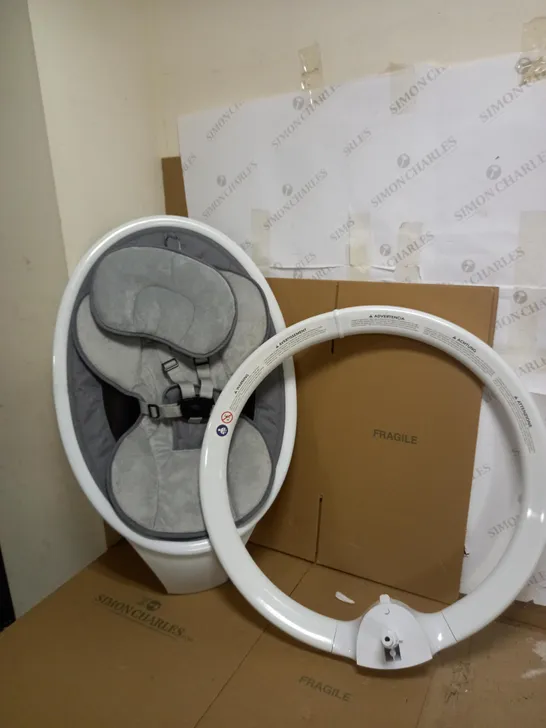 MUNCHKIN BLUETOOTH LIGHTWEIGHT BABY SWING