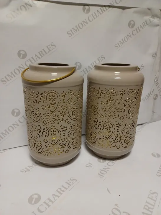 GARDEN REFLECTIONS SET OF 2 PATTERNED SOLAR LANTERNS, PAISLEY