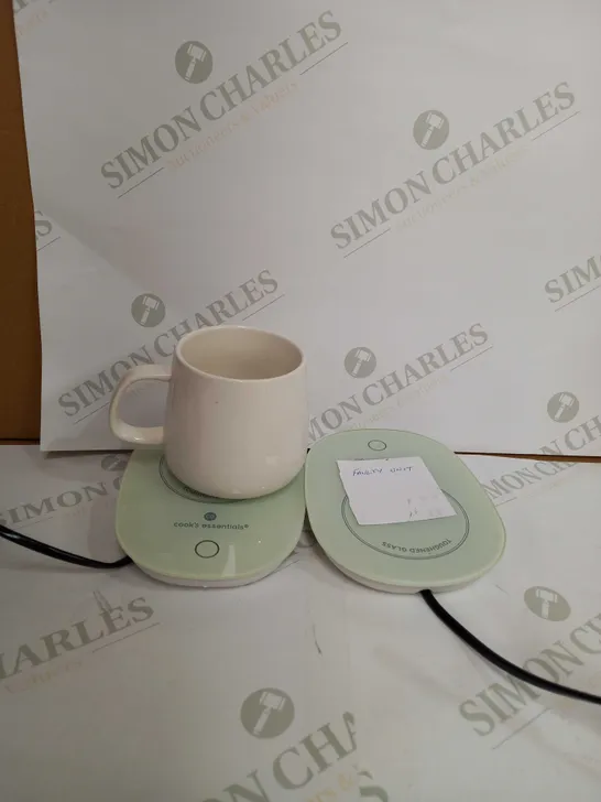 PLUG IN DRINK WARMER SET COLOUR: WHITE