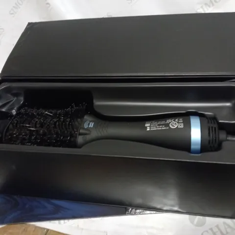 REVAM PROGLOSS PERFECT BLOW DRY HAIRBRUSH