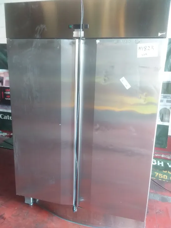 LARGE DISPLAY FRIDGE 