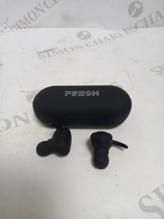 FRESH TWS WIRELESS EARPHONES & CHARGING CASE