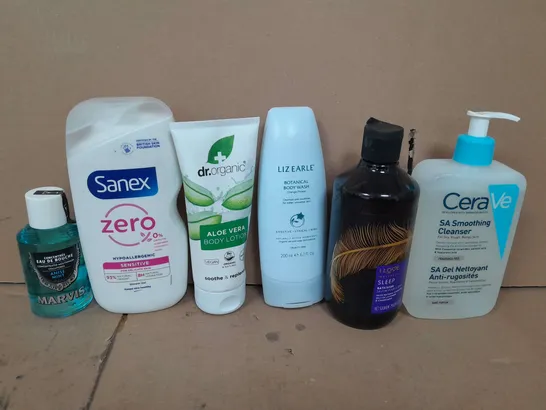 BOX OF APPROX 15 ASSORTED HEALTH AND BEAUTY ITEMS TO INCLUDE - CERAVE SA SMOOTHING CLEANSER , LIZ EARLE BODY WASH , DR ORGANIC BODY LOTION ETC