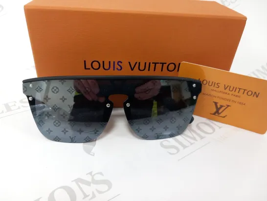 BOXED LOUIS VUITTON LV2330 SUNGLASSES