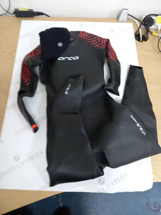 ORCA FULL BODY VITALIS WETSUIT - S