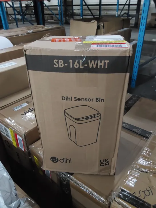 BOXED 16L PLASTIC MOTION SENSOR RUBBISH BIN (1 BOX)