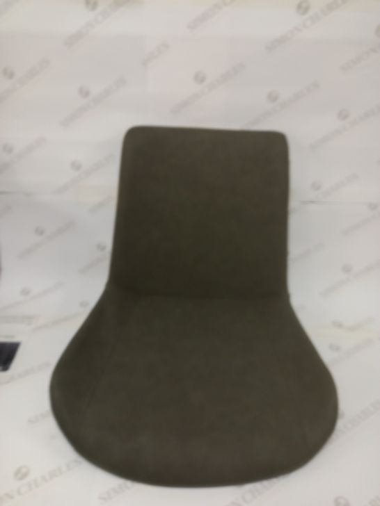 SET OF 2 MATTE DINING ROOM CHAIRS