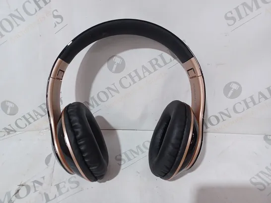 BOXED UNBRANDED 6S OVER-EAR HEADPHONES