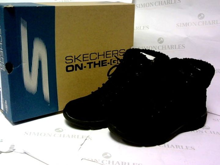 skechers glacial ultra lace up boot