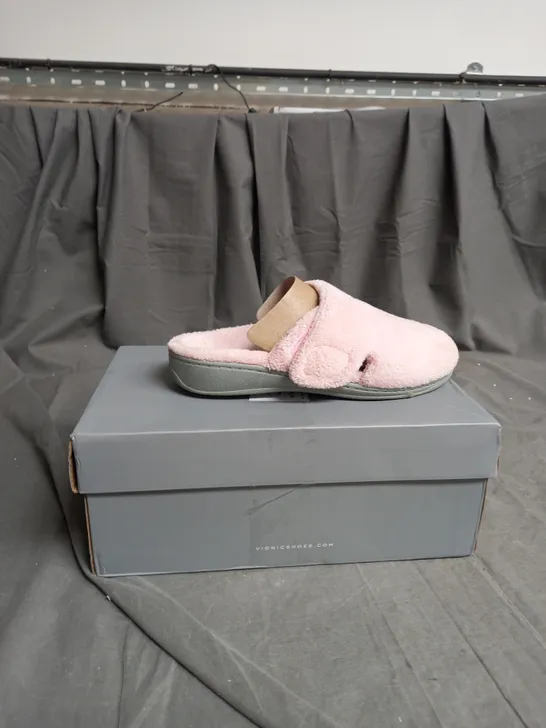 VIONIC BOXED PINK SLIPPERS SIZE 5