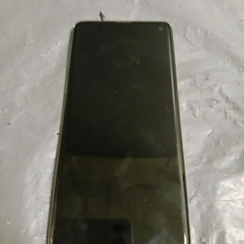 SAMSUNG GALAXY S10 SMARTPHONE